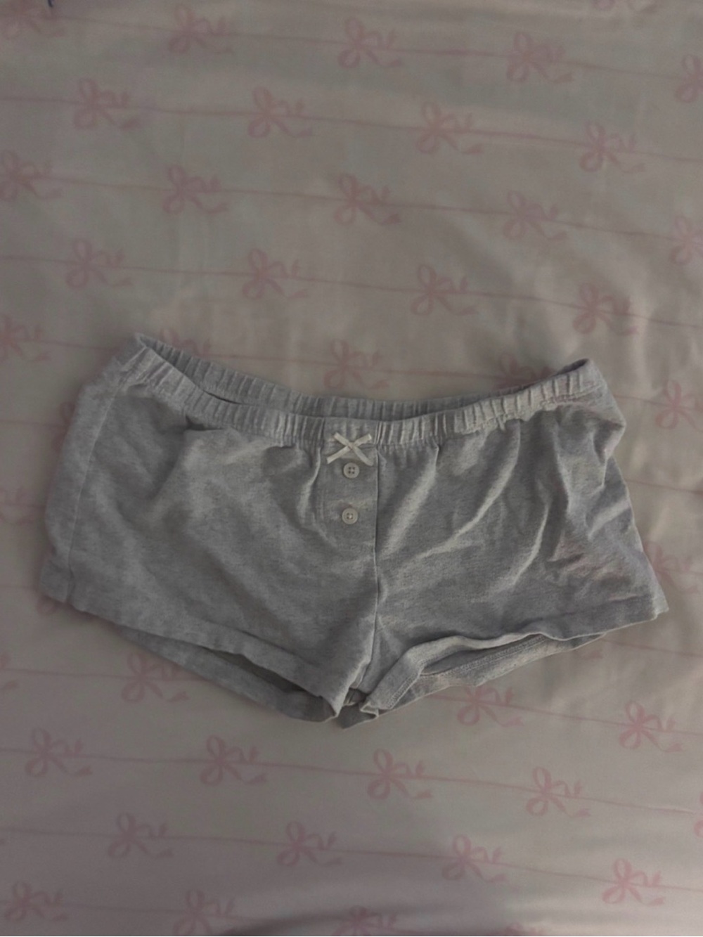 Brandy Melville Grey shorts with bow